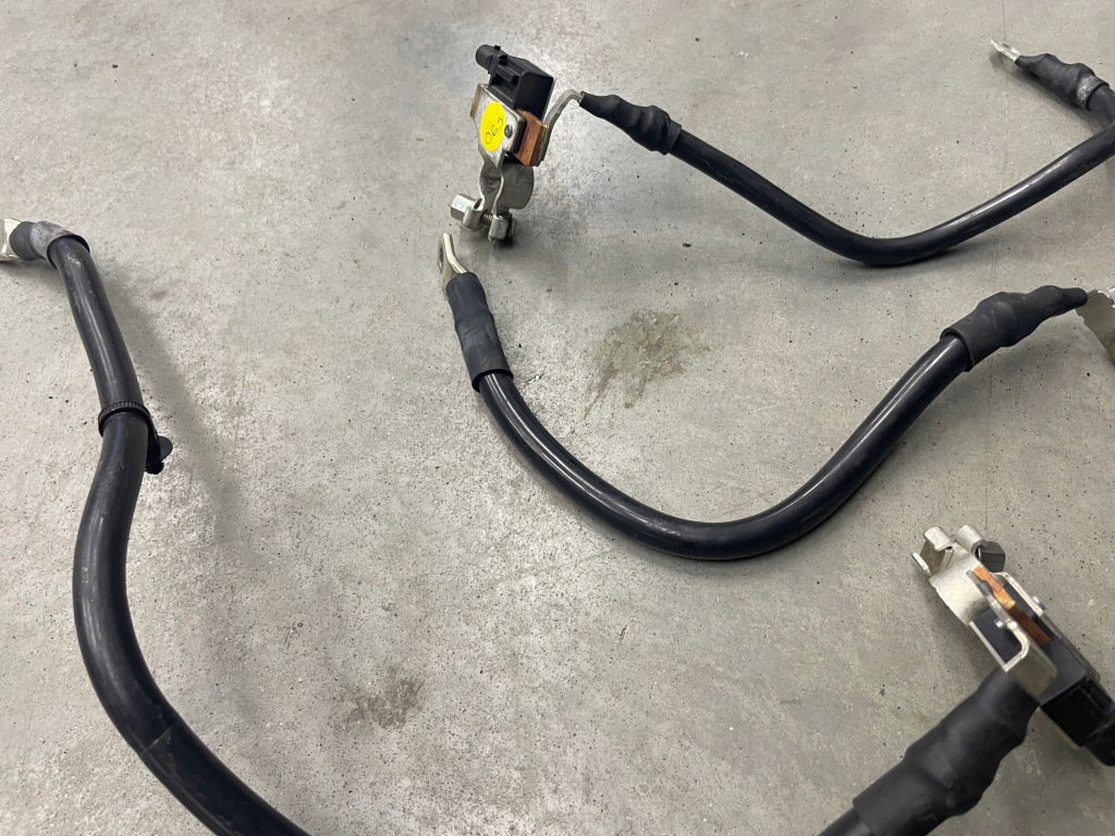 фото №5, Клемма минусовая vw audi оригинал