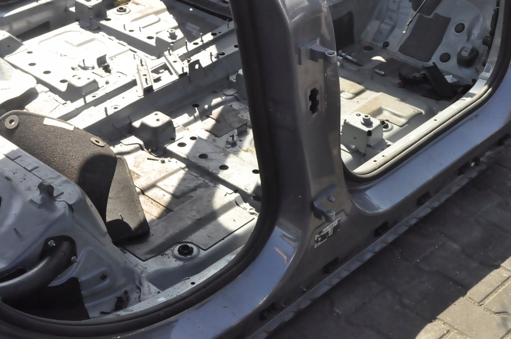 фото №6, Bmw 2 active tourer u06 блок двигуна поріг правий