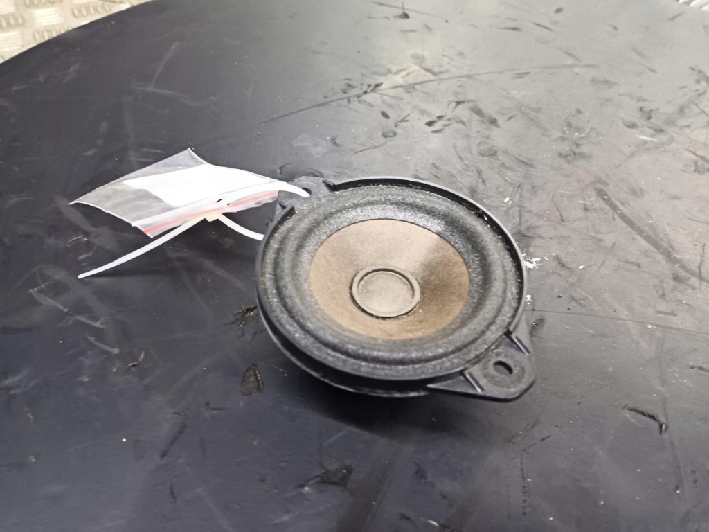 Tesla model s динамік 1004833-01-a Ціна