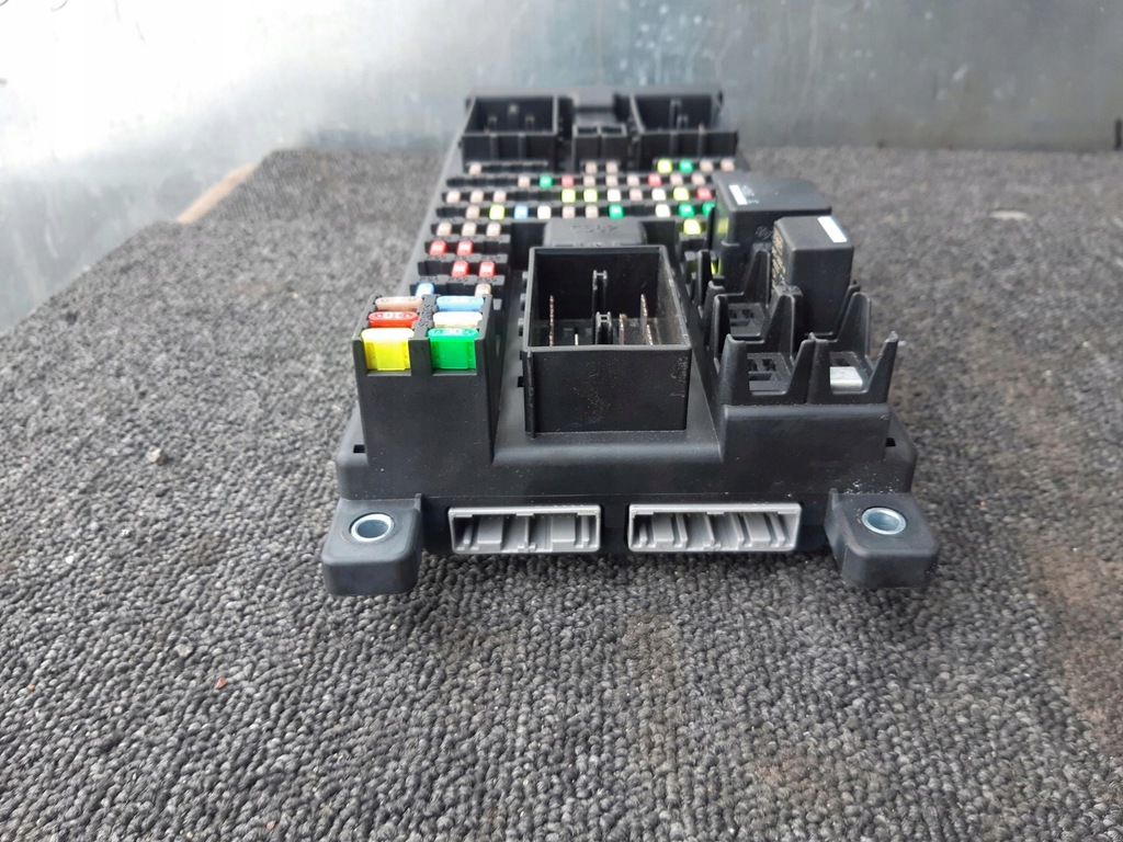 фото №10, Коробка запобіжників aw93-14f041-ae jaguar x351