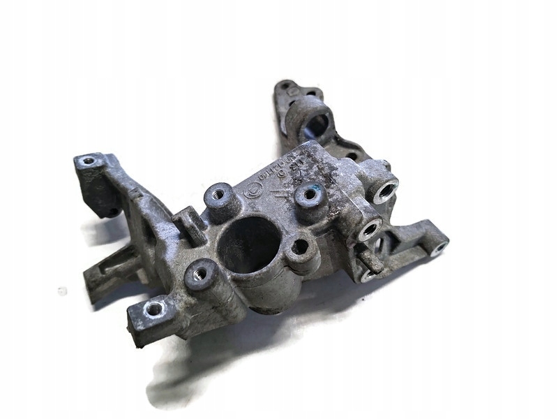 фото №1, Citroen c4 cactus 15r кронштейн кронштейн генератора 9804121180