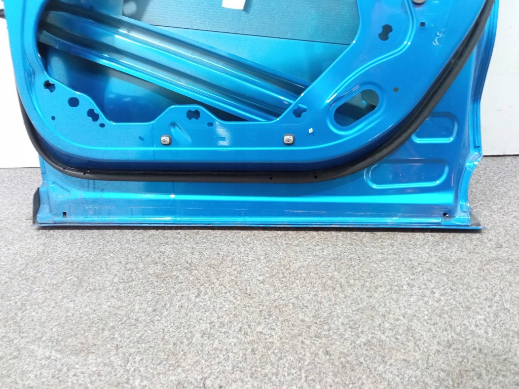 фото №11, Дверь правое перед il ford puma