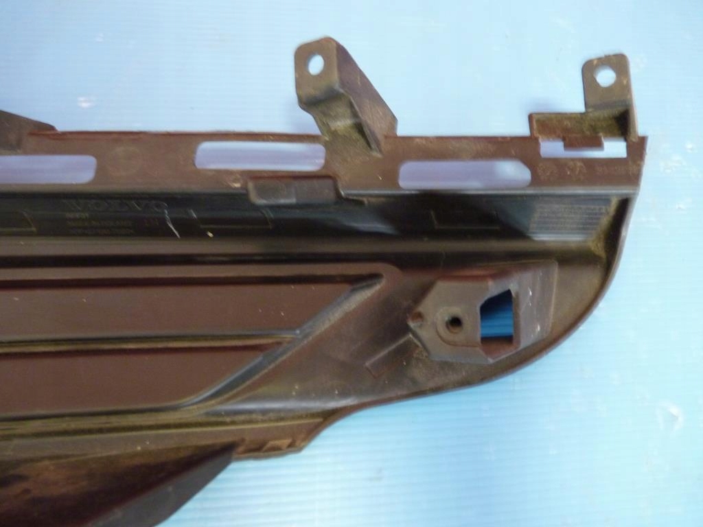 фото №7, Volvo xc60 решітка бампера правий перед 31425181 17-