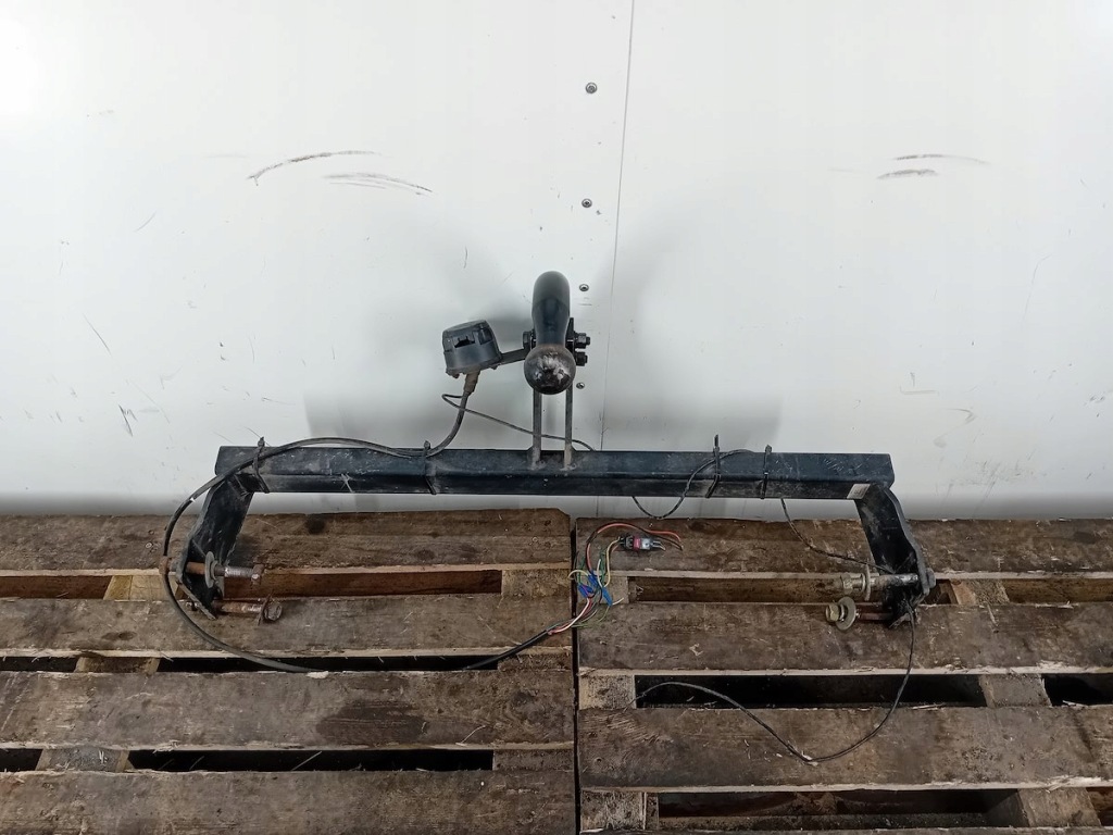 фото №4, Hak буксировочный dodge caliber