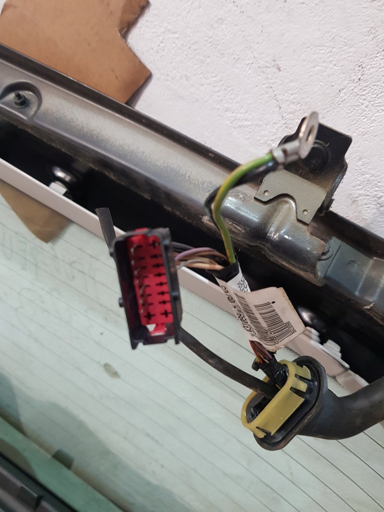 фото №16, Кришка багажника багажника задня peugeot 307 2004r eu exl 5d