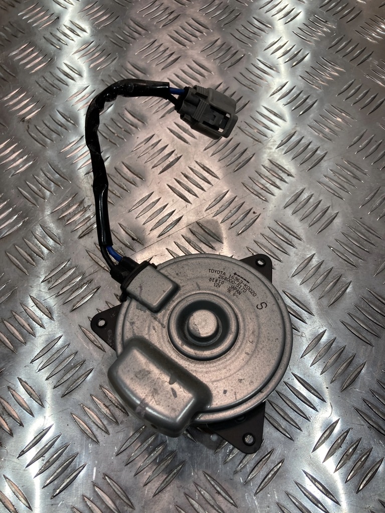фото №1, Двигун вентилятора toyota yaris iv 20-