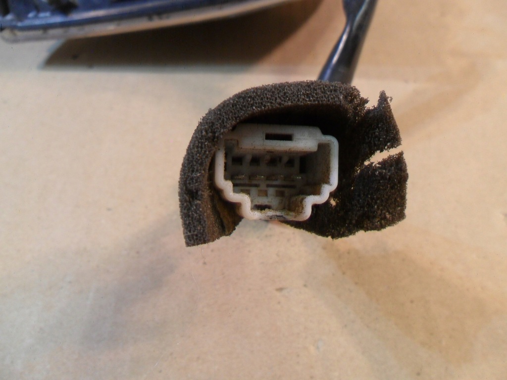 фото №15, Лампа правая задняя задняя mitsubishi outlander ii 2