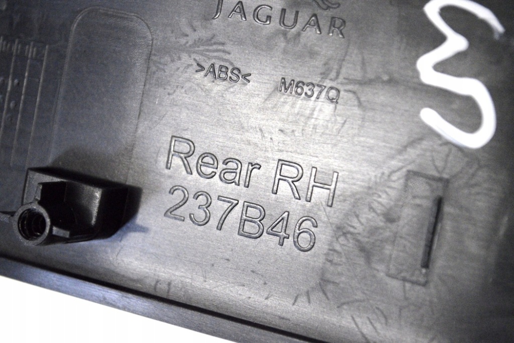 фото №5, Jaguar xf x260 2.0 d 2018 rhd захист двері задніх правих