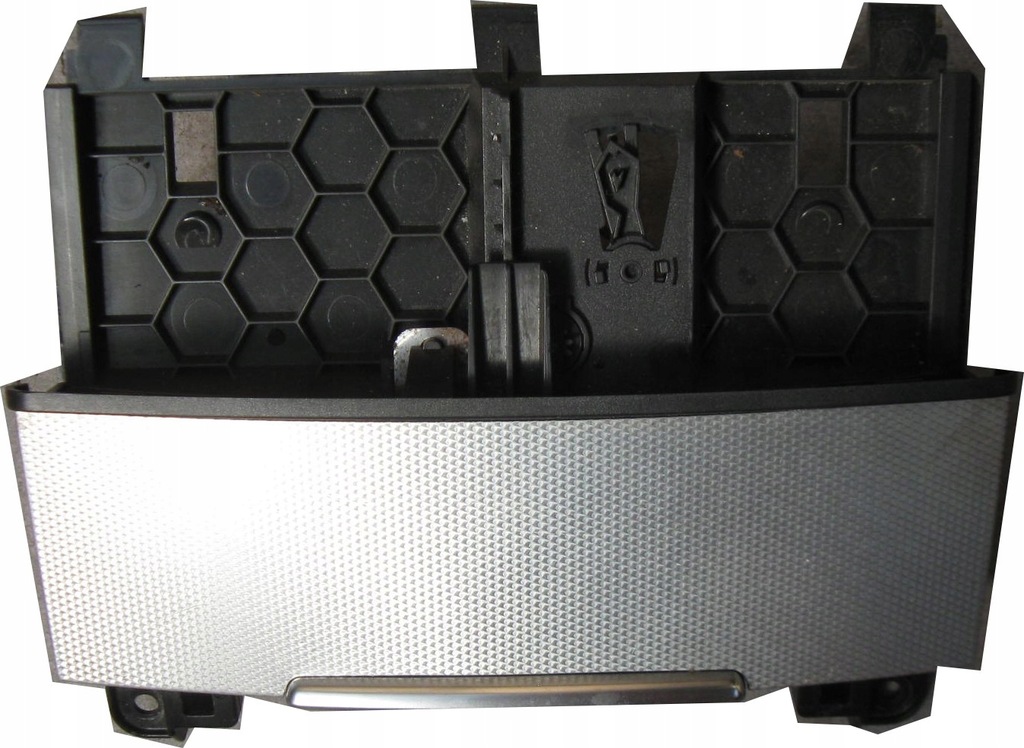 фото №1, Пепельница audi q7 4l0 оригинал