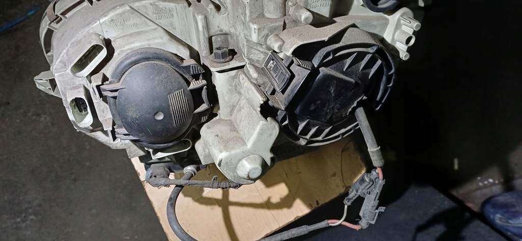 фото №13, Mercedes w203 лампа перед правая ксенон lift depo