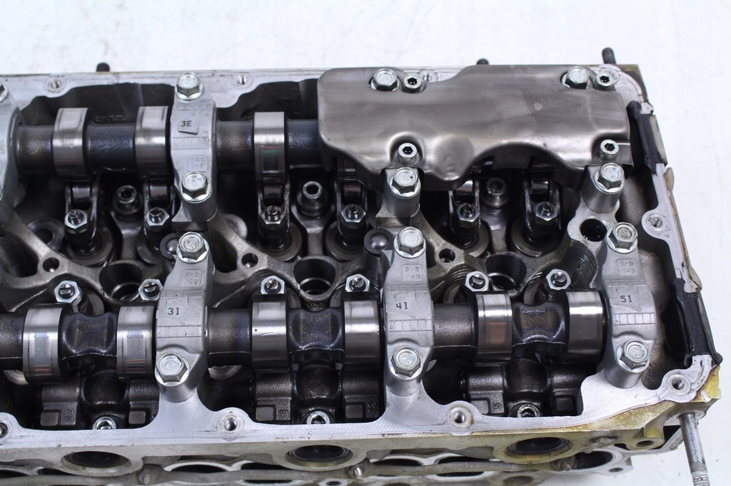 фото №8, Головка isuzu n35 grafter 09r. 3.0d