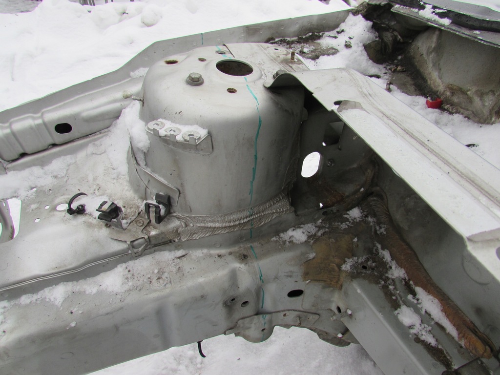 фото №9, Лонжерон підкрилок правий перед volvo v50 04-07r 426-26