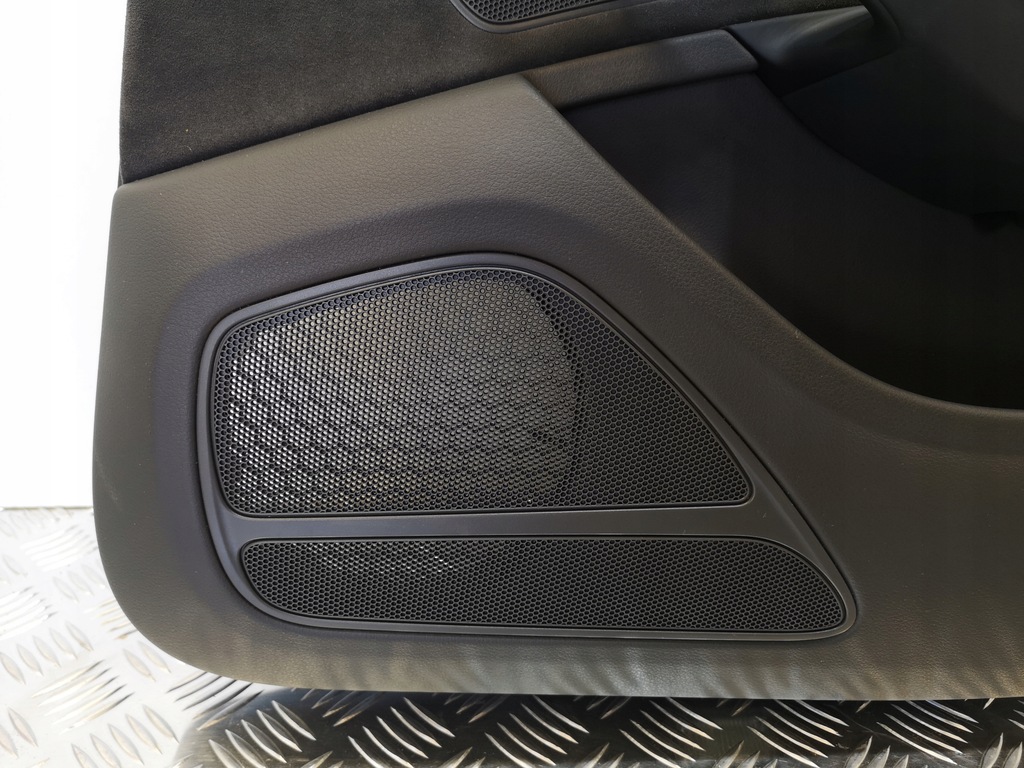 фото №6, Обшивка дверь правый задняя audi a8 d4