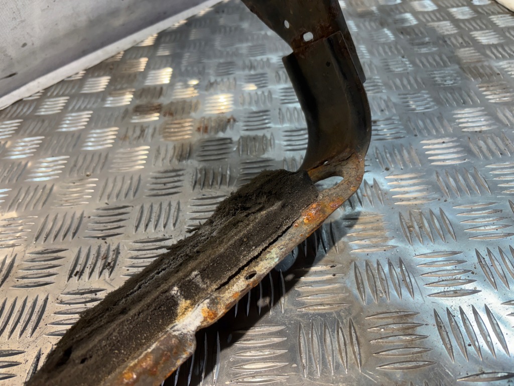 Балка бампера перед ford focus mk3 lift kombi f0c1-72803 Київ