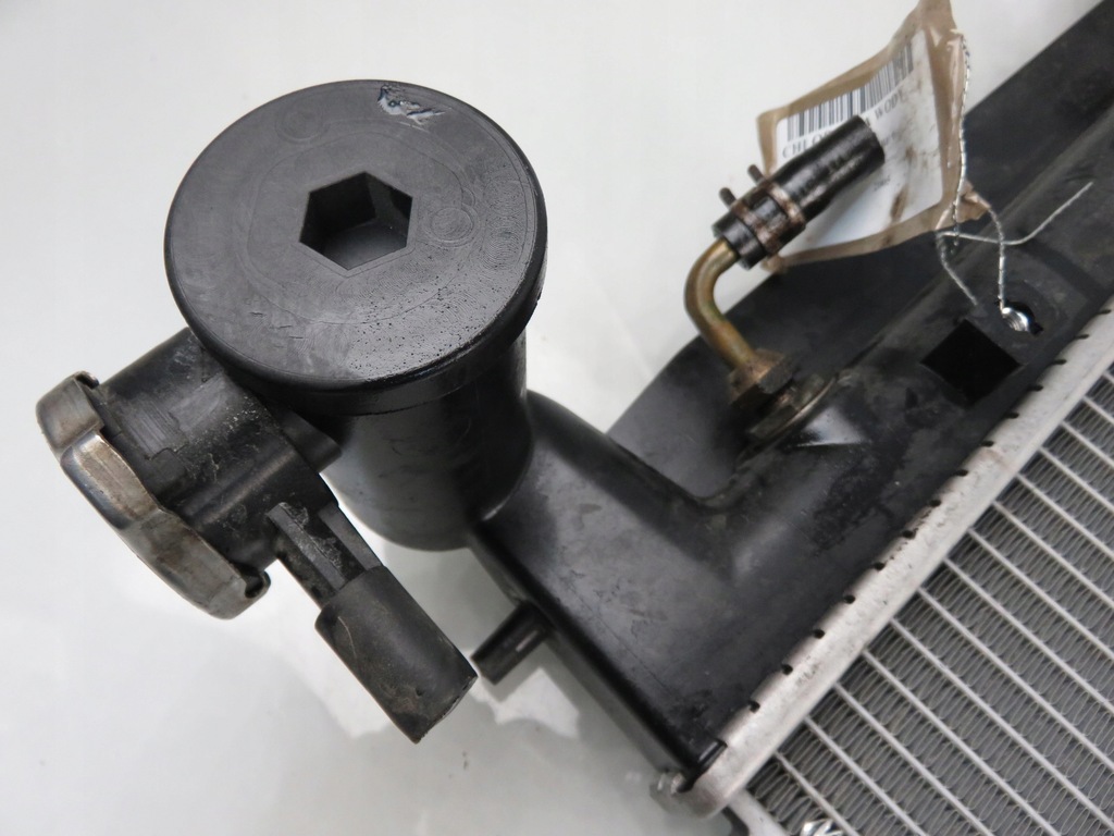 фото №6, Радіатор wody pontiac vibe i 1.8