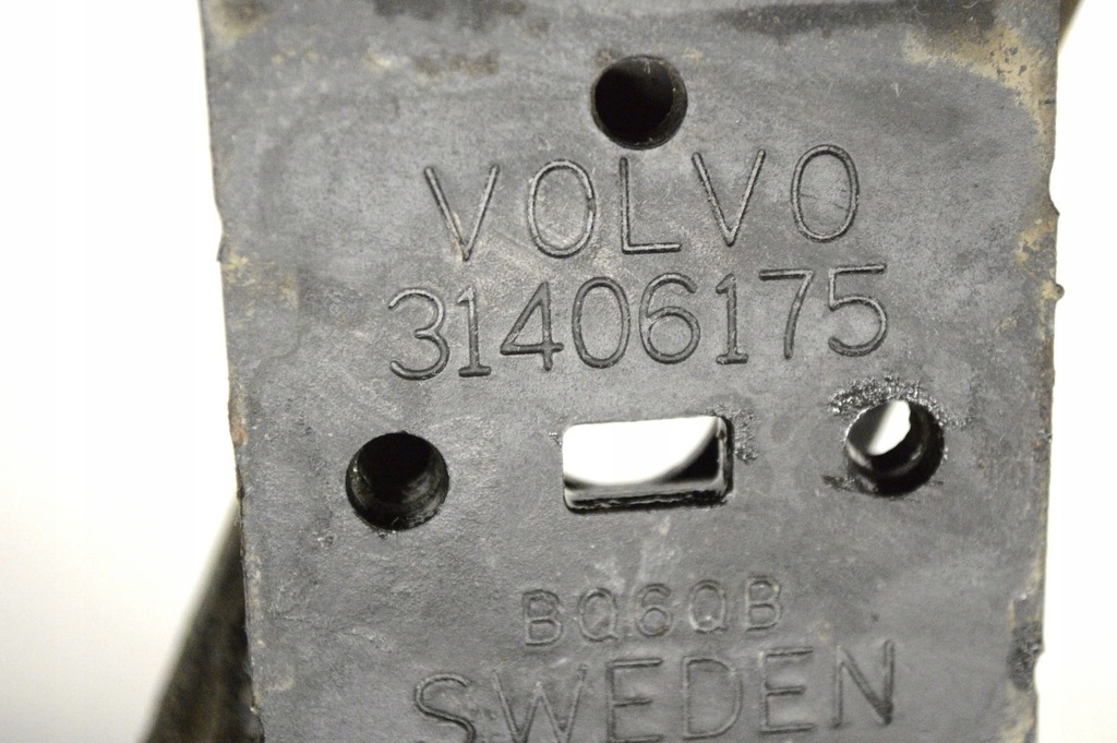 фото №5, Volvo xc60 2019 другая часть подвеска заднего