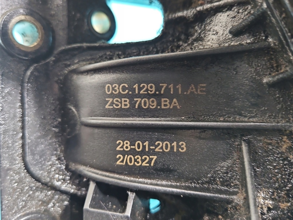 Коллектор впускной  vw touran 1 1,4 tsi 03c129711ae Оригинал