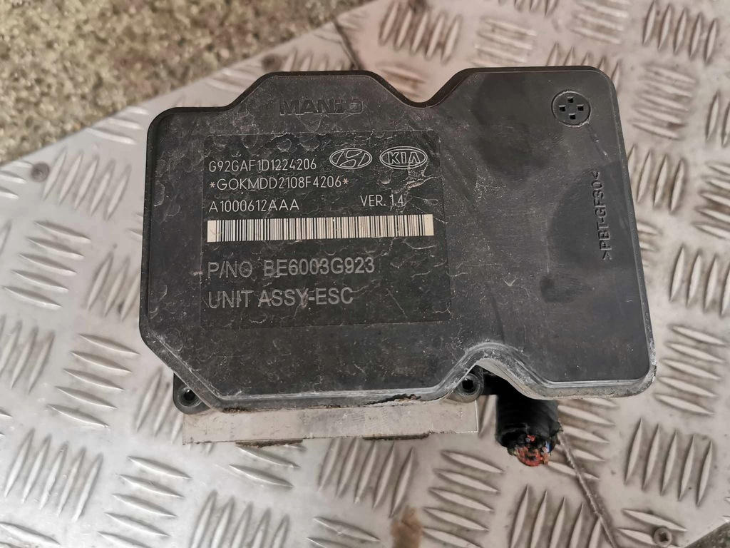 фото №1, Насос abs kia rio iii 1.4 crdi 58920-1w705