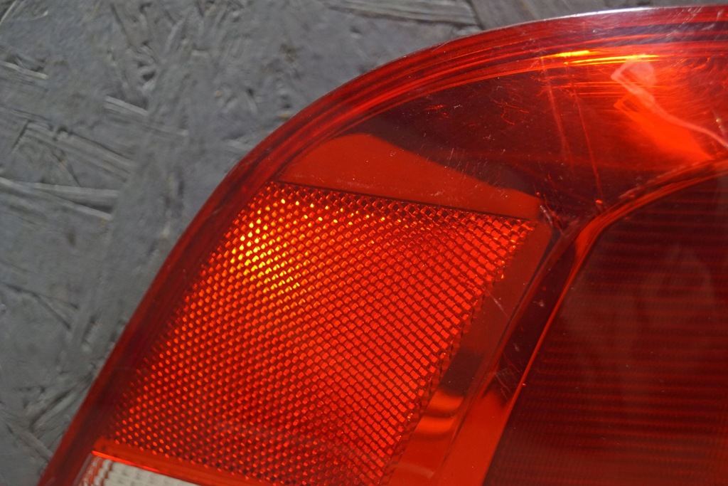 фото №6, Vw passat b7 kombi лампа левый задняя s2086
