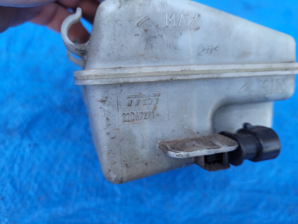 Opel-części | astra h zafira b бачок рідина гальмівний європа 32067271 Київ