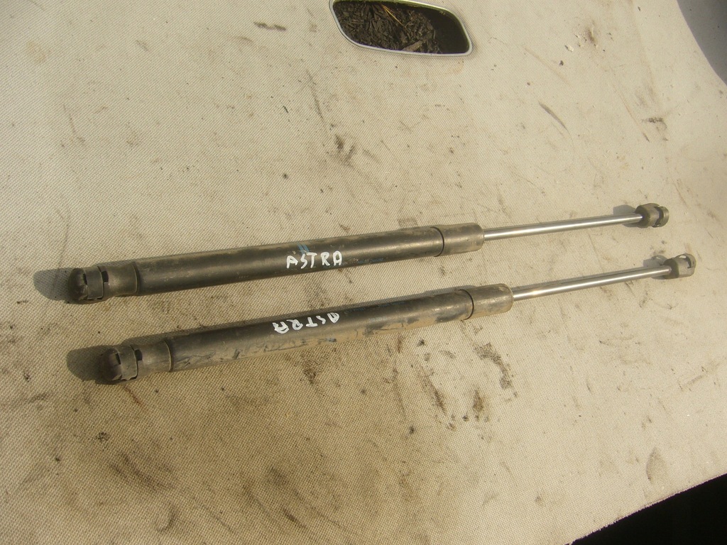 фото №1, Opel astra h kombi - амортизатори кришки