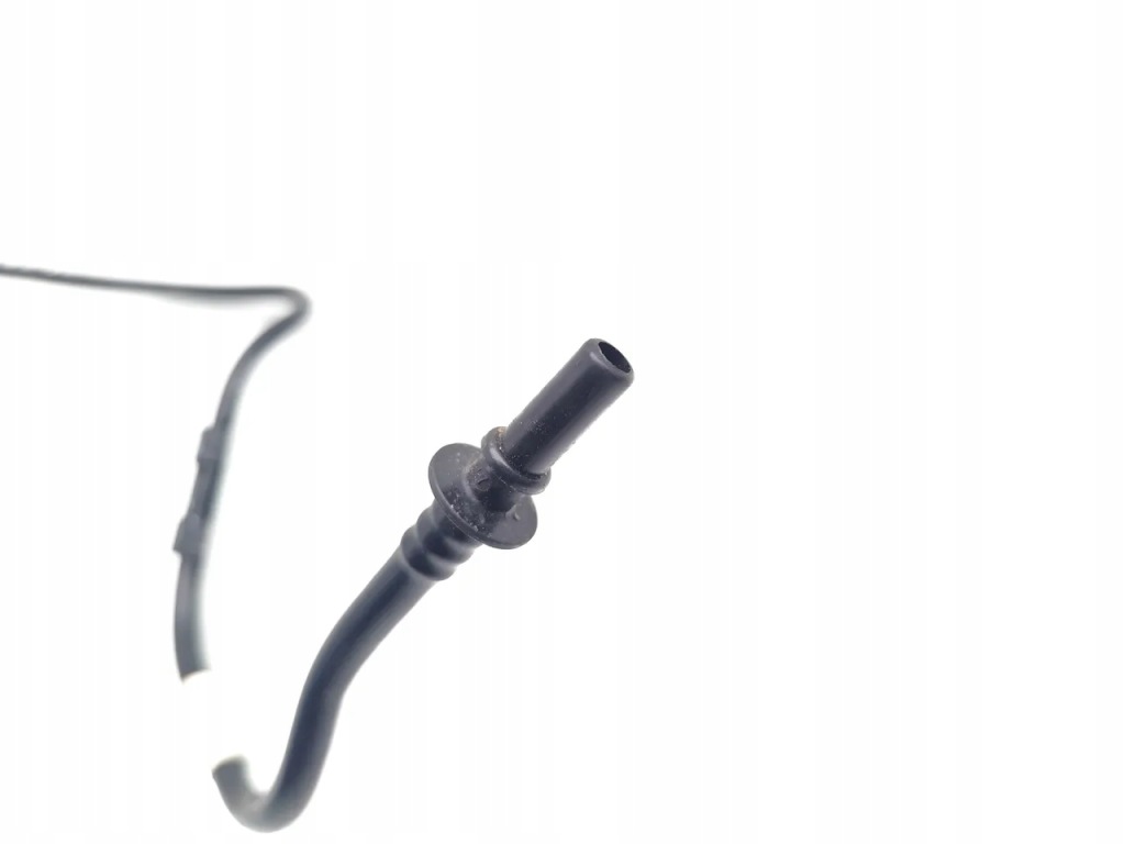 Renault clio шланг топлива 1.0 tce 90 бензин 67kw 91 hp 149117464r 2024 в Украине