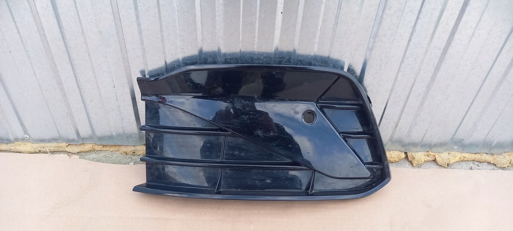 фото №1, Vw golf viii r line левая решётка бампера