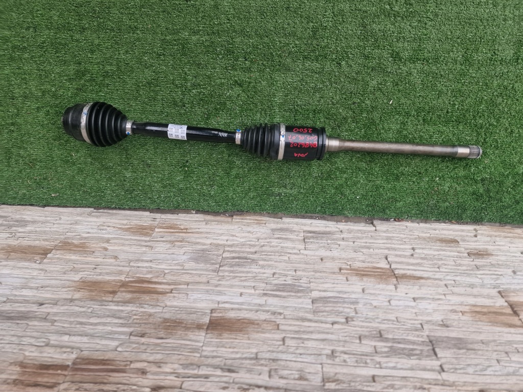 фото №1, Приводной вал bmw x5 g05 x6 g06 x7 g07 nowa 8486202