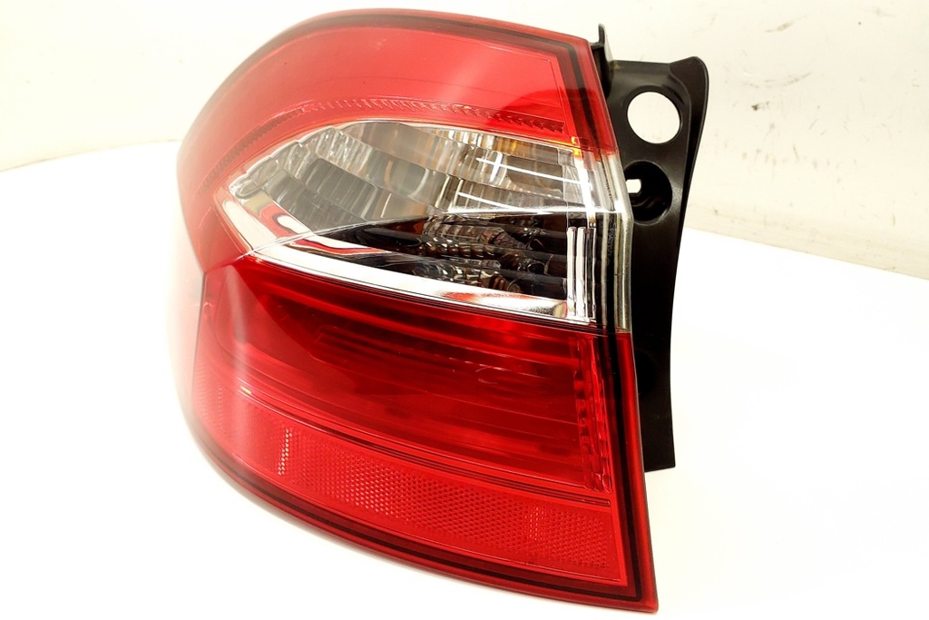 фото №8, Лампа ліва задня kia rio iii ub 924011w2 1.4l дизель 66kw 2014