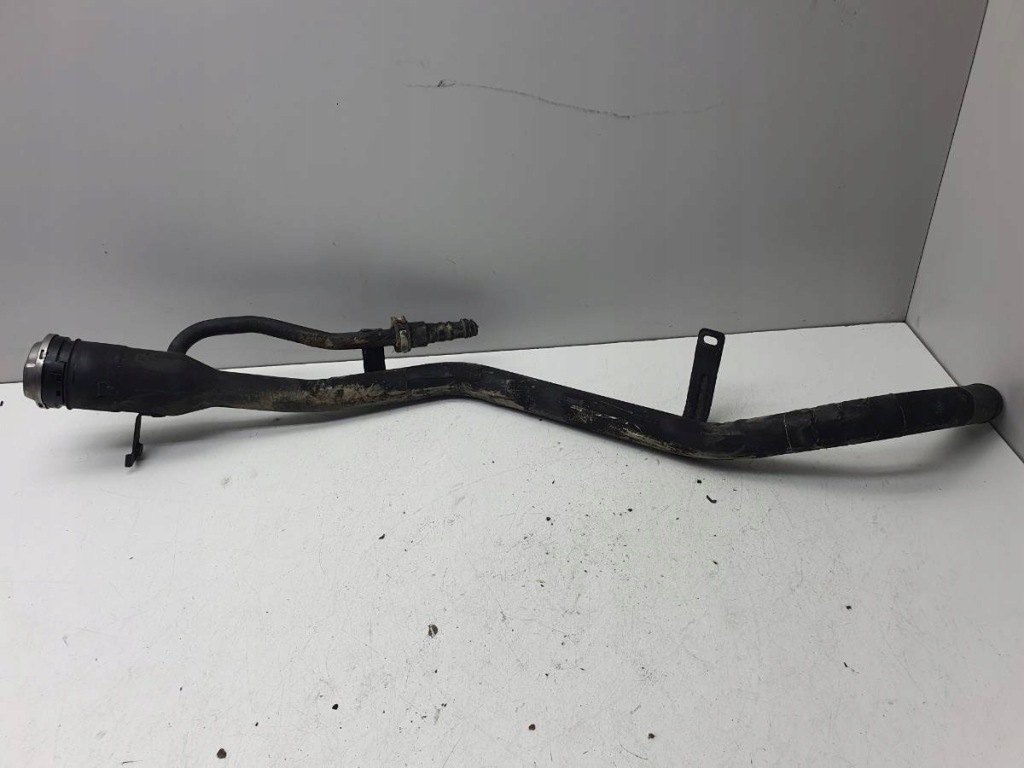 фото №2, Заливная горловина труба топлива jeep compass ii 1.4 бензин