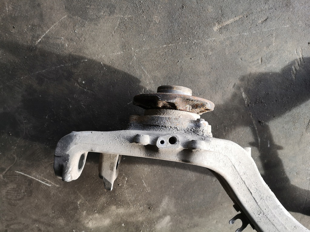 фото №6, Поворотный кулак правый перед audi a8 d3 4e0258g