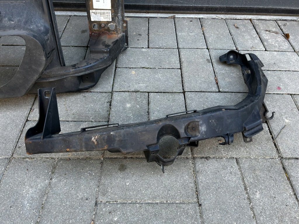 фото №8, Bmw 3 e90 e91 lci 08-12 pas передний направляющие pod lam