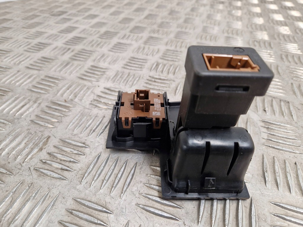 фото №6, Peugeot 508 2016 считыватель карты