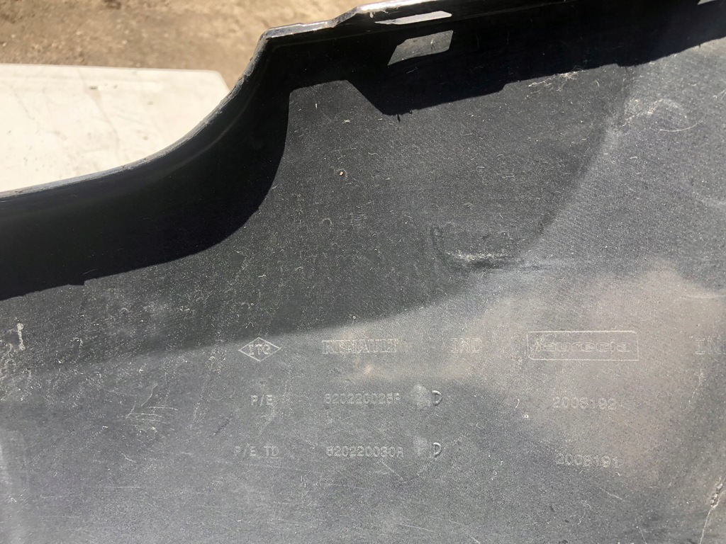 фото №5, Dacia duster 620220025 бампер перед передній