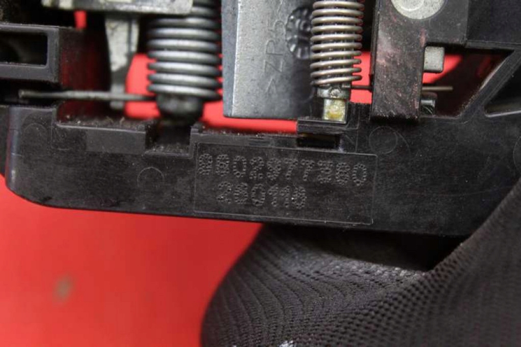 фото №7, Ручка ліва задня задня ktpd 9802977380 citroen c4 cactus 14-17