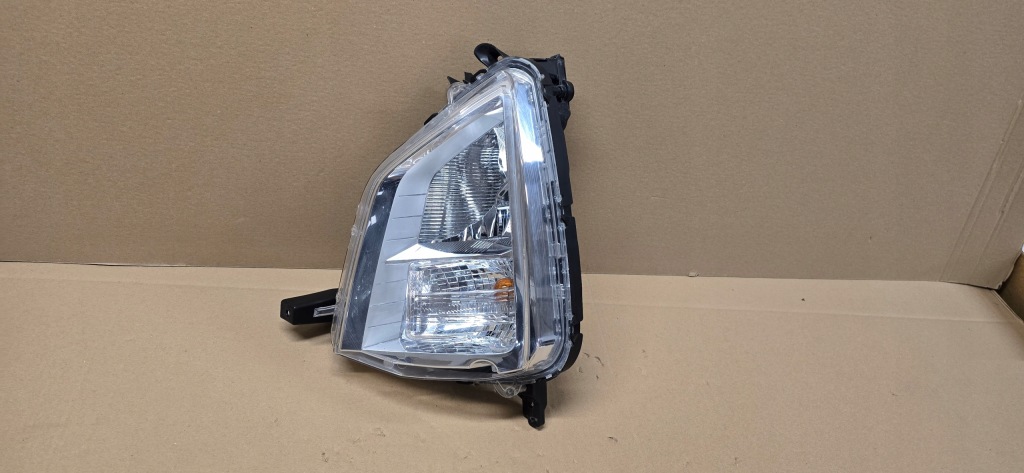 Купити Mitsubishi eclipse cross правий протитуманна фара перед передній