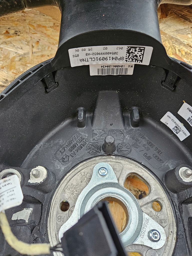 фото №12, Воздуховод audi a3 8p кожа лепестки переключения 8p0419091cl