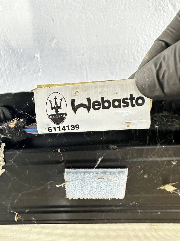 фото №1, Люк панорама дах maserati levante as3 22 rok