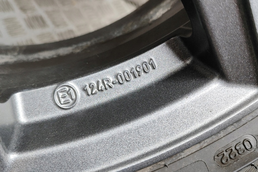 фото №7, Kia ev6 cv диск алюминиевая с шина cv400-ade09 электрика 239kw 2022 26