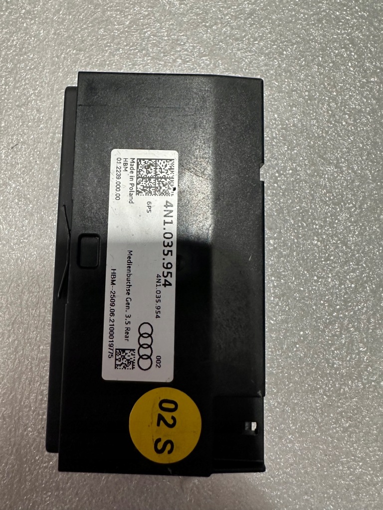 фото №1, !роз'єм з'єднувач port usb audi 4n1035954!