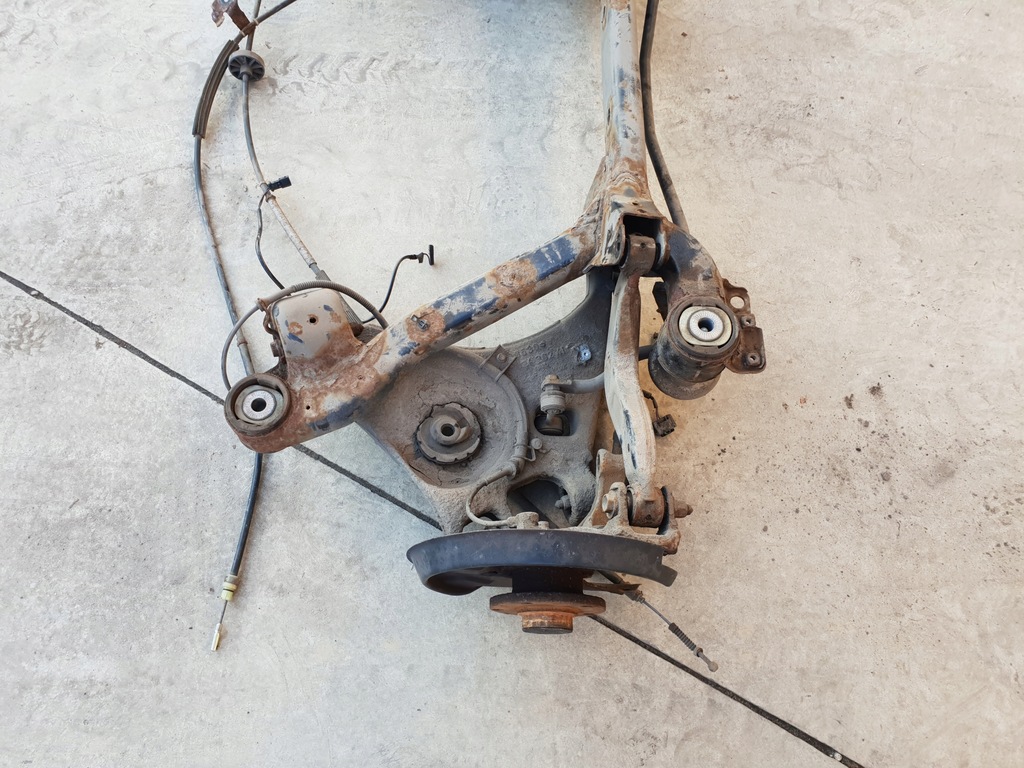 фото №6, Audi a4 b6 kombi подвеска задние задняя рычаг