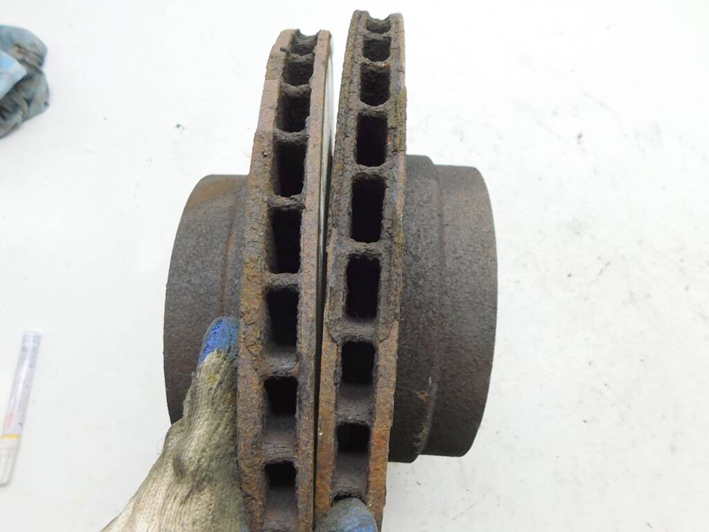 Bmw x6 f16 x5 f15 m50d 3.0 381 km 15r гальмівні диски гальмівні задній Київ