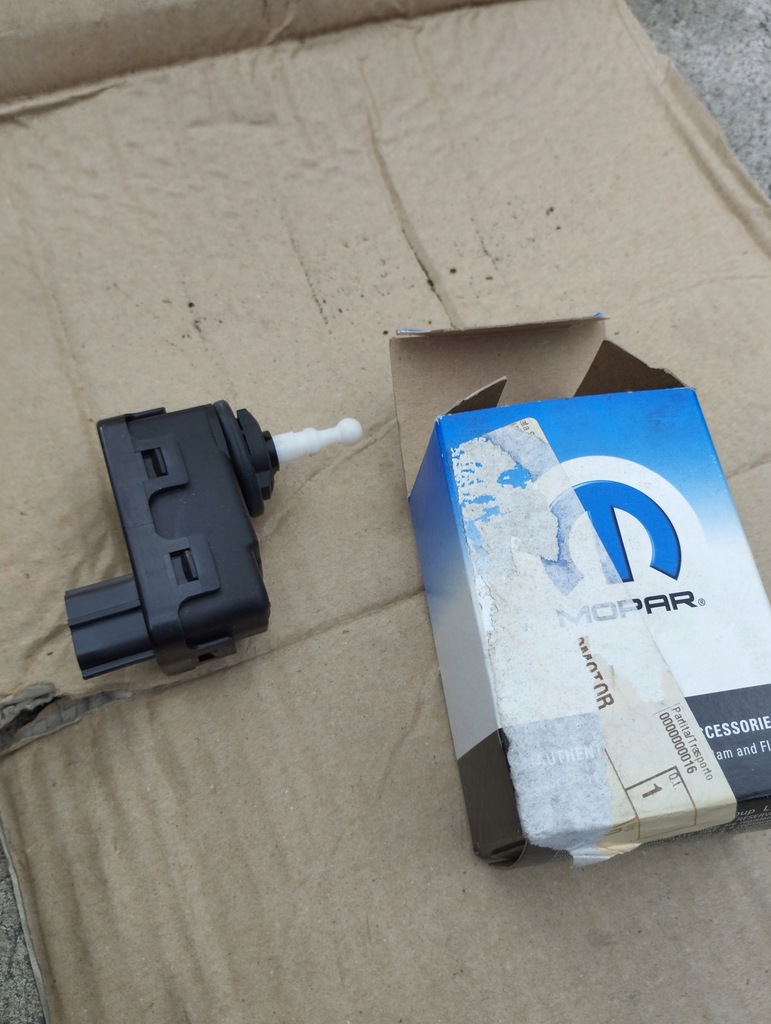 фото №1, Journey freemont моторчик регулювання лампи новий or