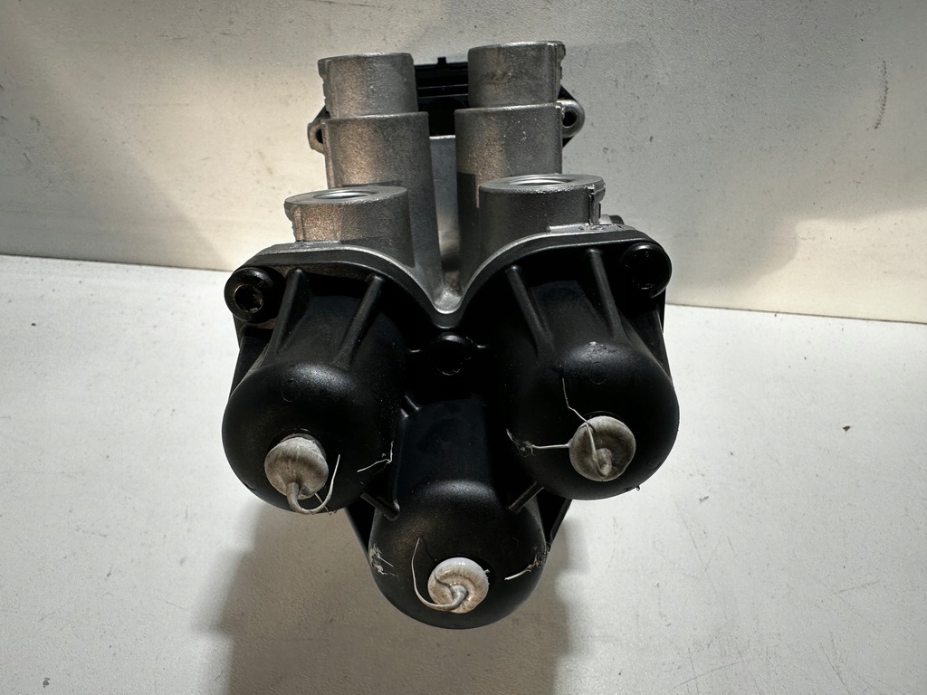 фото №6, Клапан осушитель воздуха iveco hi-way s-way 5802223718 9325050040