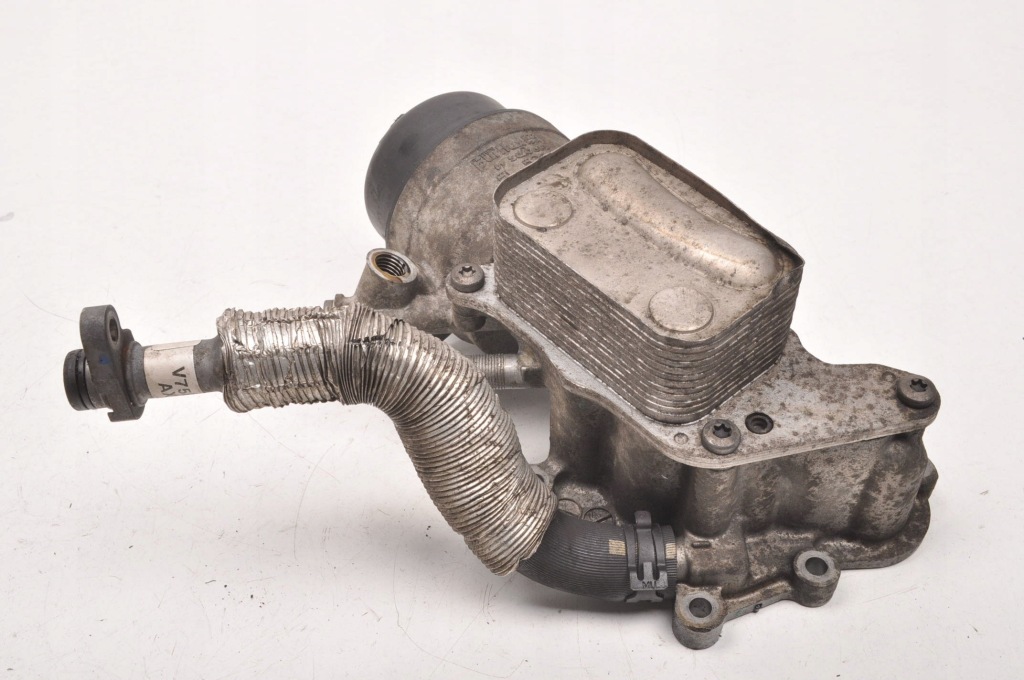 фото №3, Mini r58 1.6 основание корпус фильтра масла