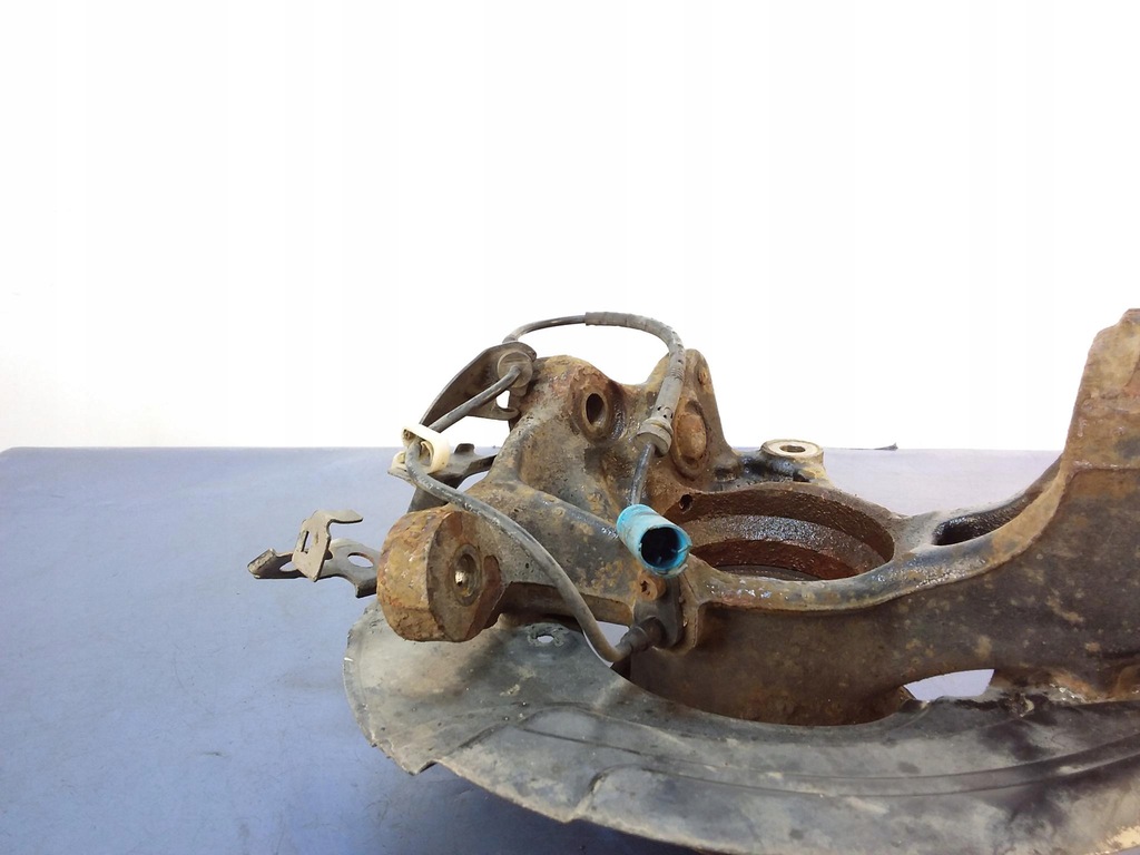 фото №4, Bmw 3 e90 e91 2.0d поворотний кулак перед ліва xdrive