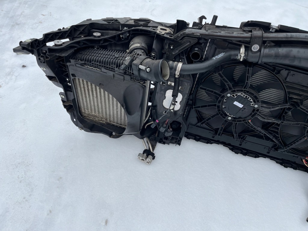 Porsche macan 95b рестайлинг  ремень передний радиатор усилитель 3.0 gts комплектный Киев