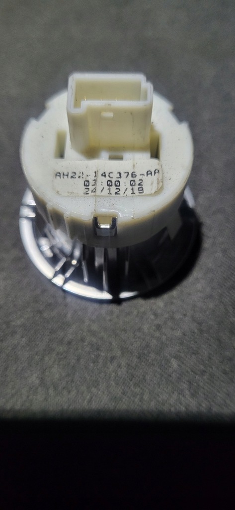 фото №2, Кнопка старт-стоп range rover ah22-14c376-aa