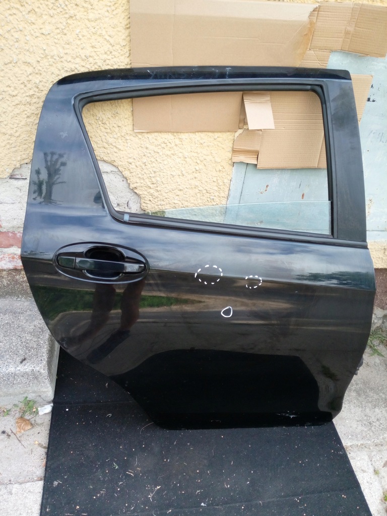 фото №1, Дверь toyota yaris iii '11-17 полный задняя oryg.