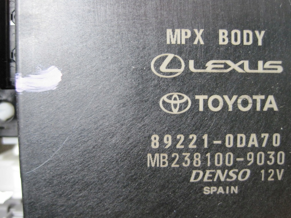 фото №5, Модуль коробка bsi toyota yaris cross 89221-0da70 82730-k0110